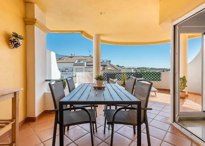 Senorio De Aloha 아파트